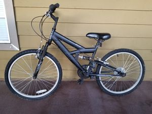 26 inch Wheels 21 Speed Grip Shift PX4.0 Next Black Mt Bike Needs Chain for Sale in SeaTac, WA
