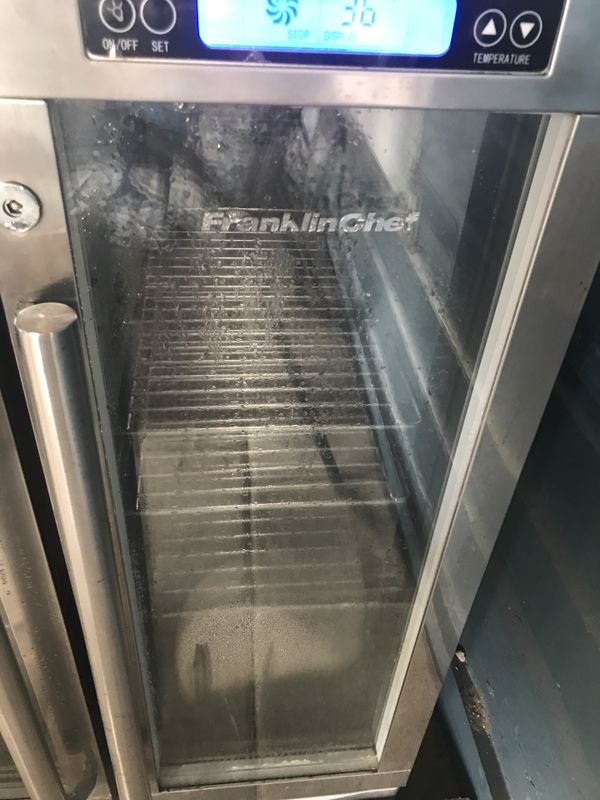 Franklin chef wine cooler/mini fridge for Sale in Apopka, FL OfferUp
