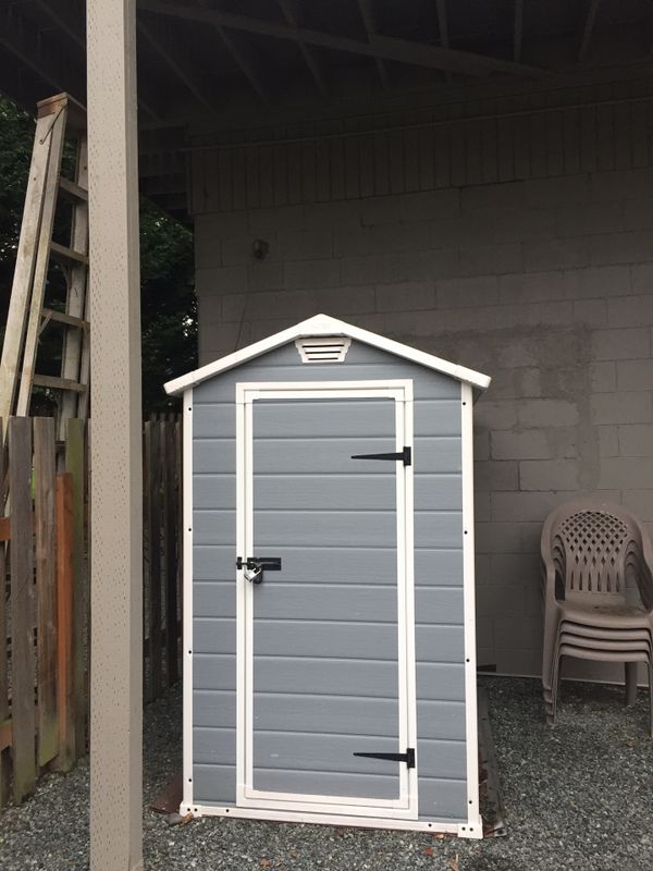 Keter Manor 4x6 Resin outdoor shed. for Sale in Everett, WA OfferUp