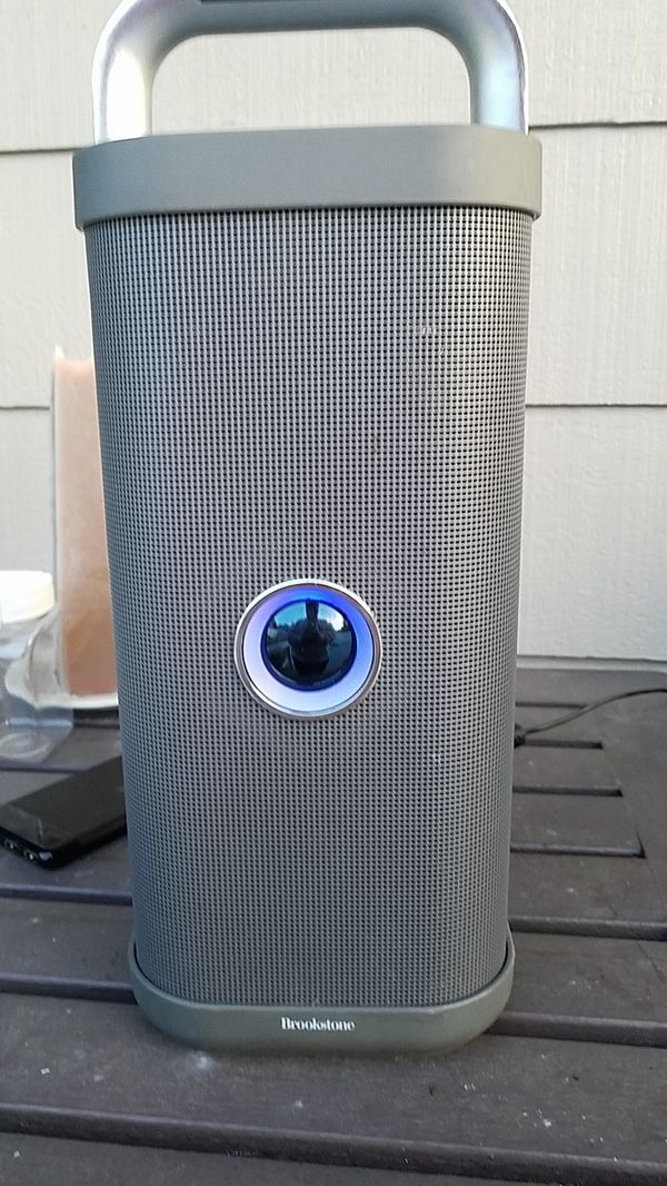 Brookstone outdoor/indoor speaker for Sale in Auburn, WA OfferUp
