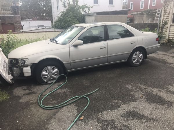 2000 Toyota Camry LE for Sale in The Bronx, NY - OfferUp