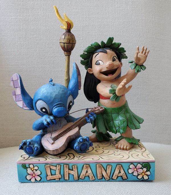 disney stitch statue