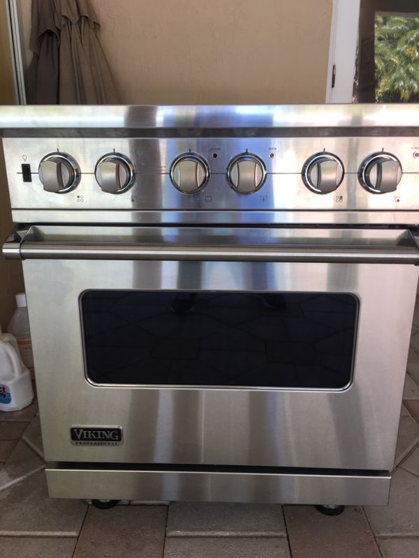 Viking 30inch professional series sliding oven for Sale in Miami, FL