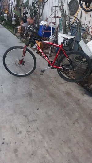 Yukon mauntan bike for Sale in Los Angeles, CA