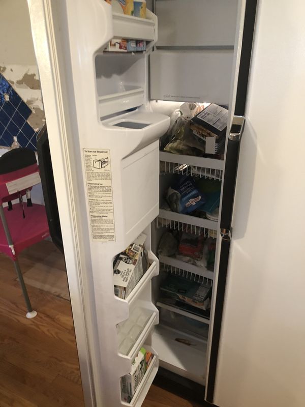 Kenmore side by side refrigerator fridge *pending pickup* for Sale in