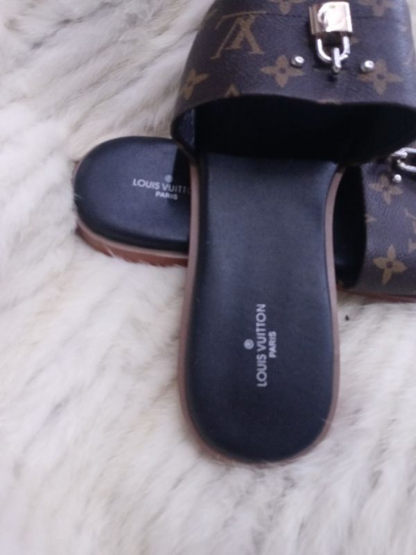 LOUIS VUITTON SANDALS for Sale in Los Angeles, CA - OfferUp
