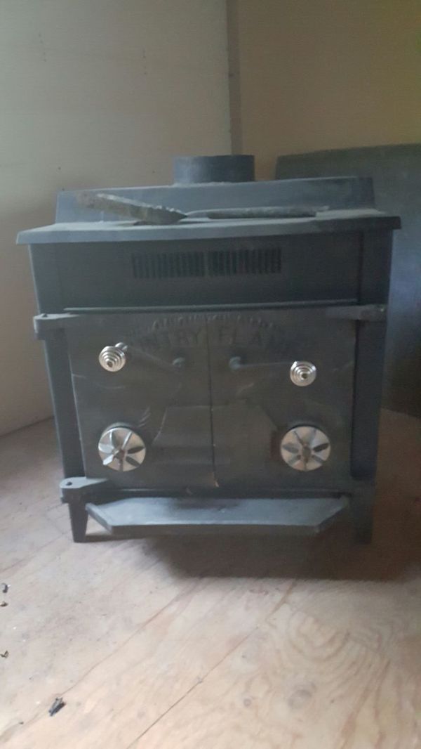 Country Flame wood burning stove for Sale in Hightstown, NJ OfferUp
