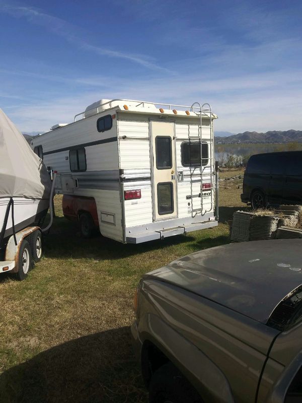 1987 lance cabover camper $900$ firm for Sale in Lake Elsinore, CA