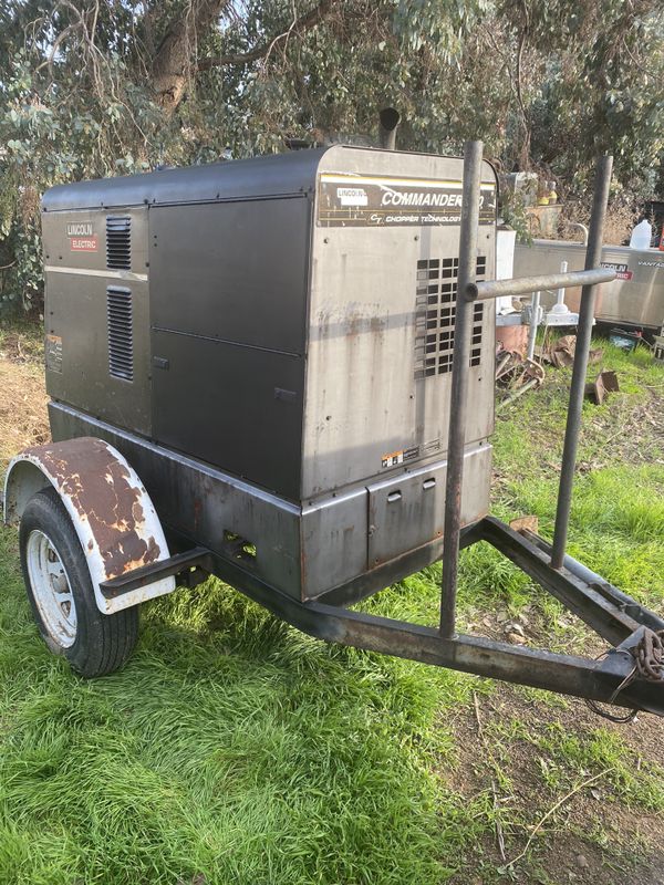 Lincoln Commander 500 Diesel Welder 575 amps just serviced only 2400