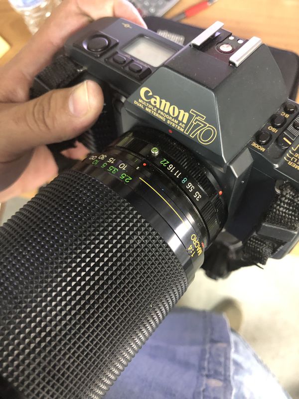 Canon T70 FILM (not digital) Camera in PERFECT condition for Sale in