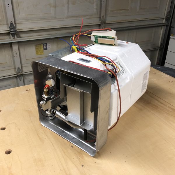 Suburban SW6DE RV Water Heater Camper Trailer DSI Elec/lp w/White Door