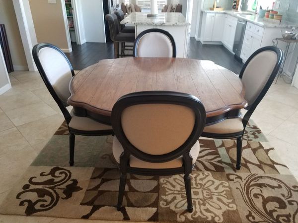 Thomasville dining set, table with 4 chairs, for Sale in Scottsdale, AZ