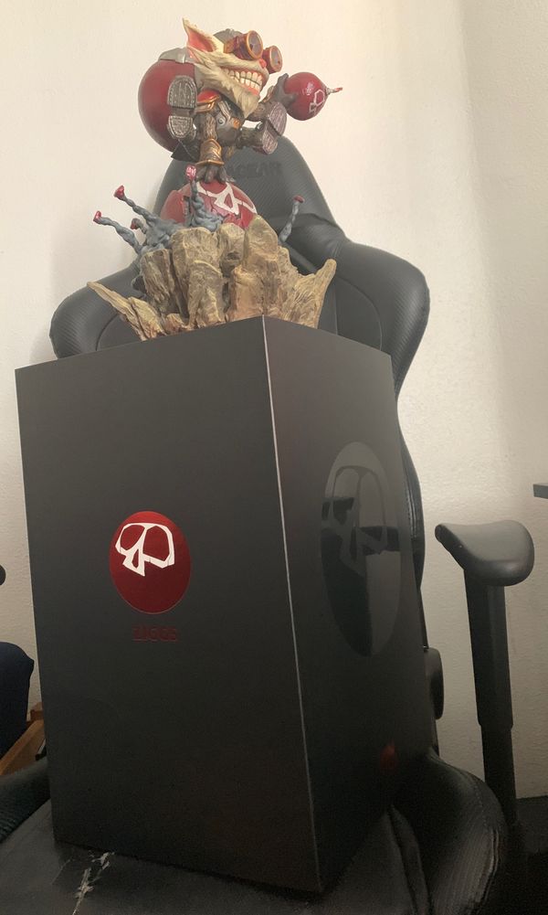 league of legends ziggs statue