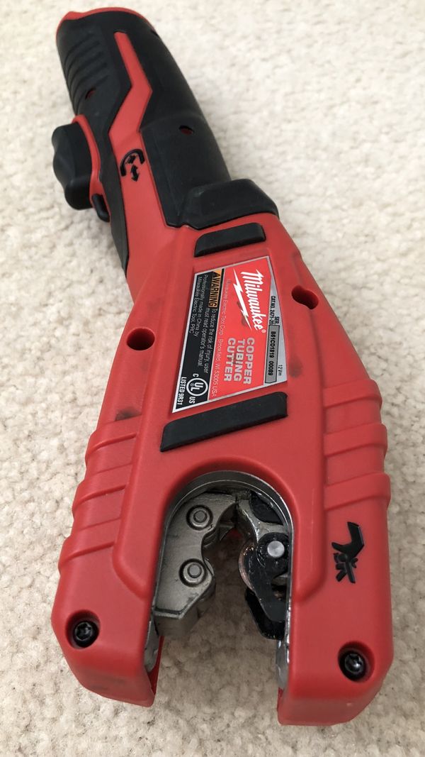 Milwaukee M12 12Volt LithiumIon Cordless Copper Tubing Cutter (Tool