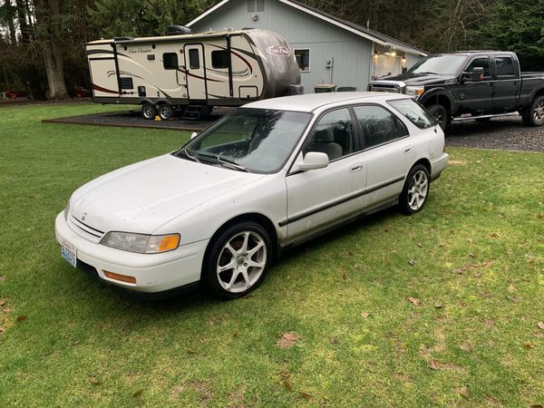 Honda station wagon. for Sale in Tumwater, WA - OfferUp