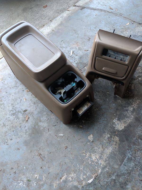 05 Chevy Silverado Center Console