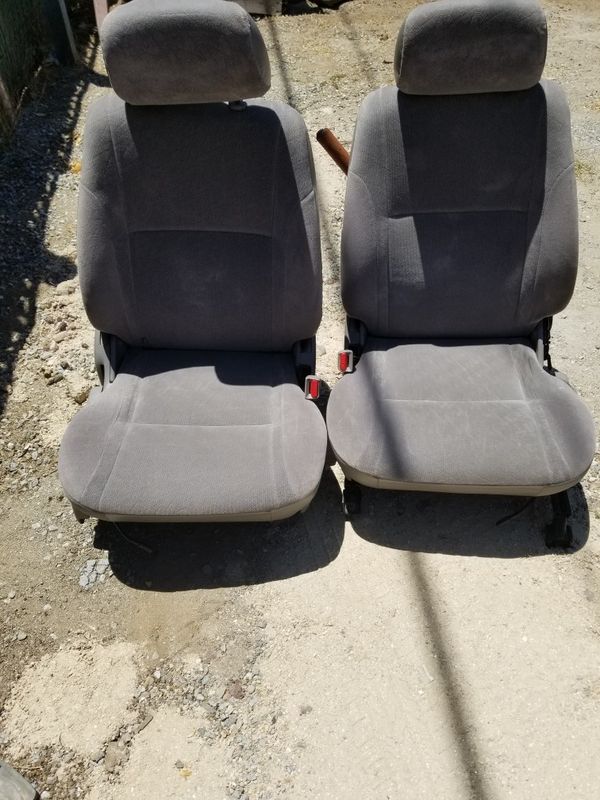 Bucket seats for 2001 toyota tacoma for Sale in Moreno Valley, CA - OfferUp