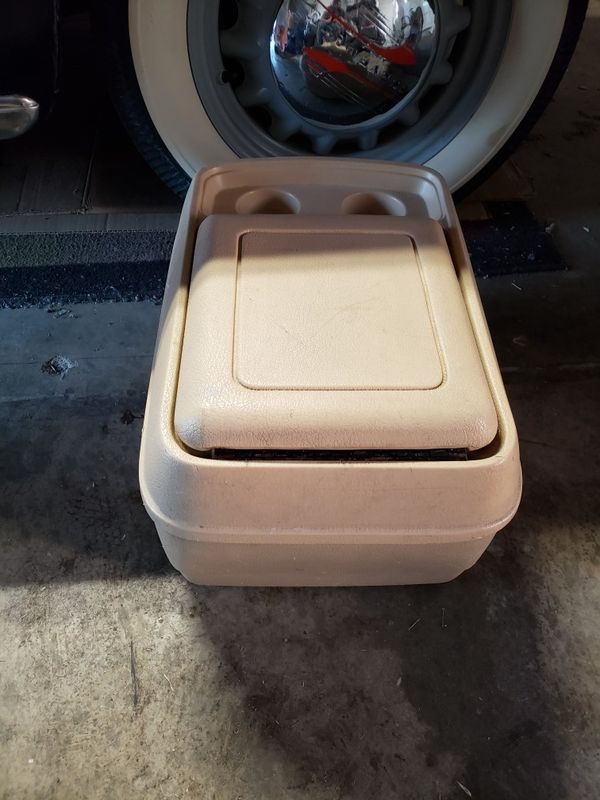 K5 blazer center console for Sale in Fontana, CA OfferUp