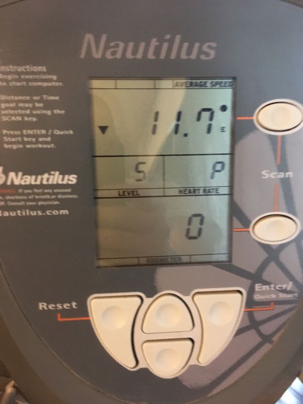 nautilus nr 1000 recumbent bike