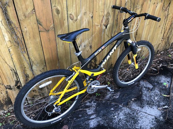 Giant MCM 990 Carbon Full Suspension Mountain Bike with upgrades for Sale in Dania Beach, FL 