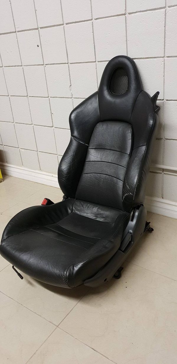 Honda s2000 seat with ek rails for Sale in San Bernardino, CA OfferUp