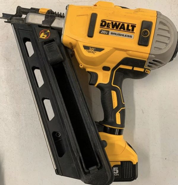 Dewalt Nail Gun (20v   “framing Nailer”) + 5ah Battery & Charger 