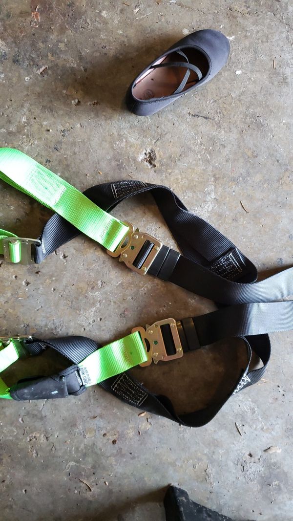 Roofing harness for Sale in Puyallup, WA OfferUp
