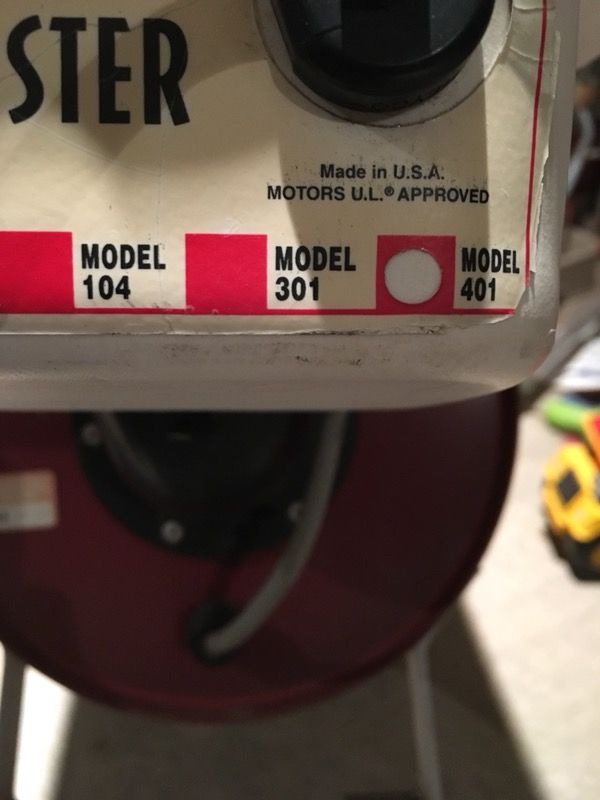 Lobster Tennis Ball Machine Model 401 for Sale in Litchfield Park, AZ