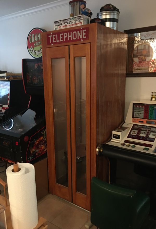 Wooden phone booth. for Sale in San Antonio, TX OfferUp