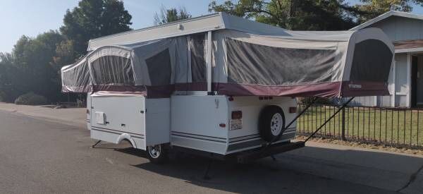 2007 fleetwood pop up trailer