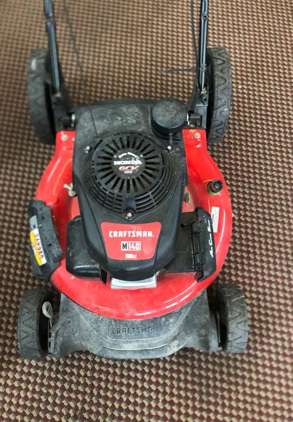 Craftsman m140 lawn mower with 160cc Honda engine for Sale in Newport