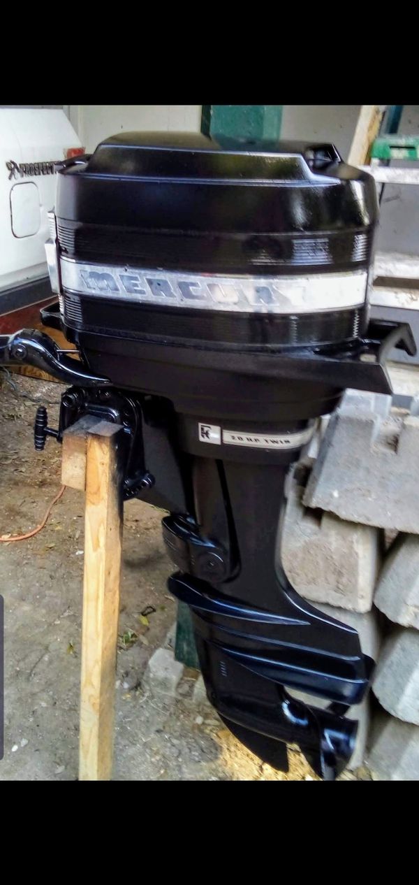 VINTAGE 1967 MERCURY 200 20 HP OUTBOARD BOAT MOTOR 800