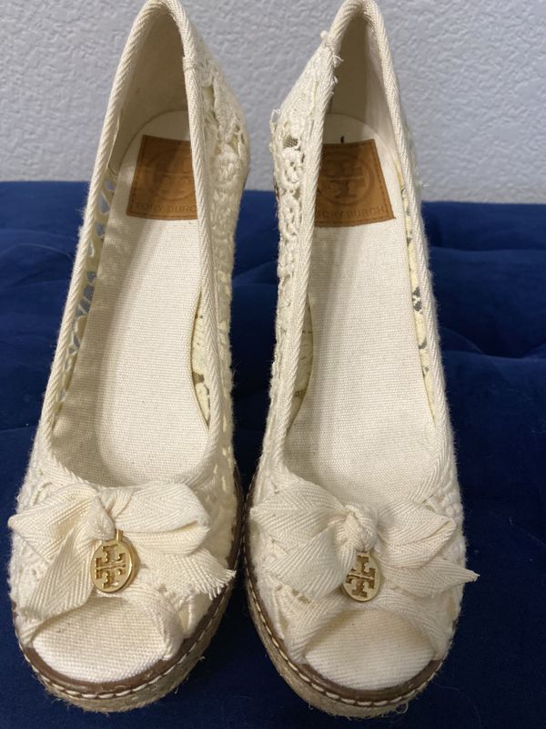 Tory Burch wedges size 9 for Sale in Henderson, NV - OfferUp