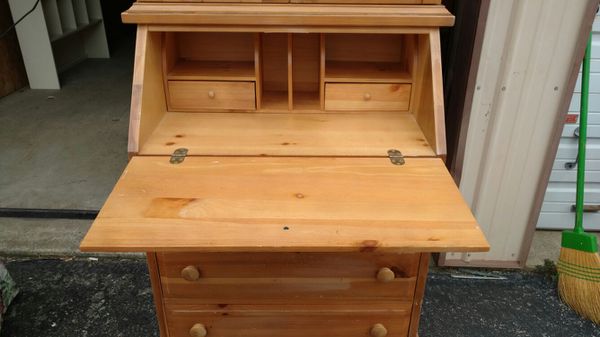 Broyhill Knotty Pine Secretary Desk For Sale In Hillsboro Mo