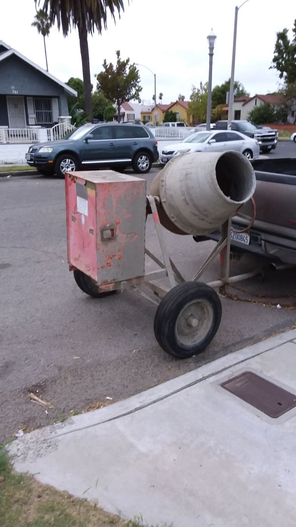 Canoga cement mixer 1/3 sack electric heavy duty for Sale in Anaheim