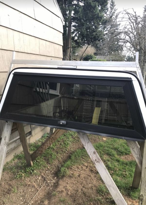 White Aluminum truck canopy for Sale in Everett, WA - OfferUp