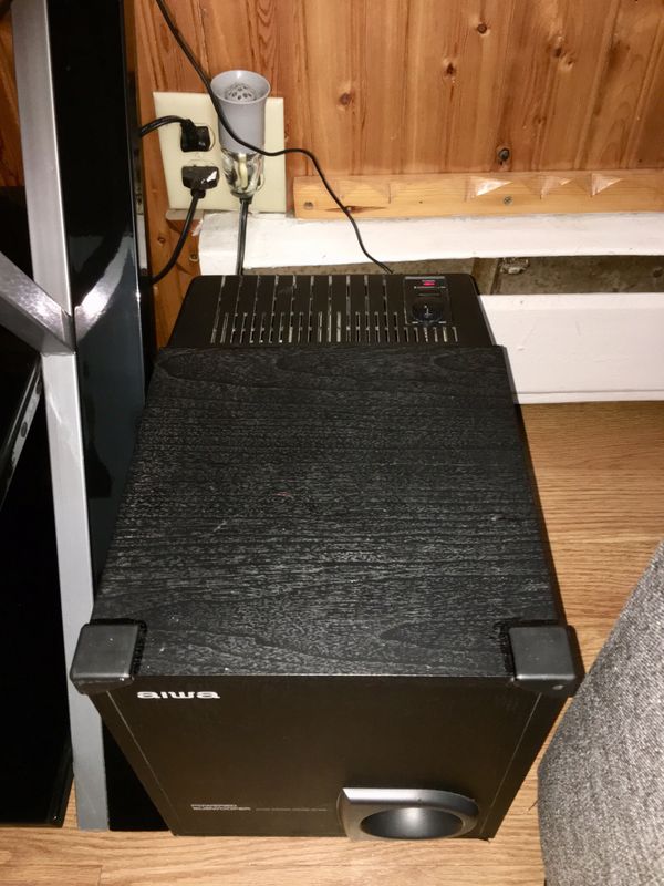 Aiwa TS-W35 Powered Subwoofer Speaker 50W RMS 400 watt pick up loc