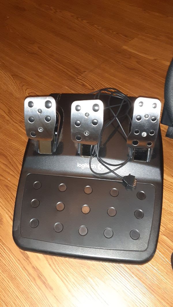 Ps4 steering wheel, pedals and the shifter for Sale in The Bronx, NY