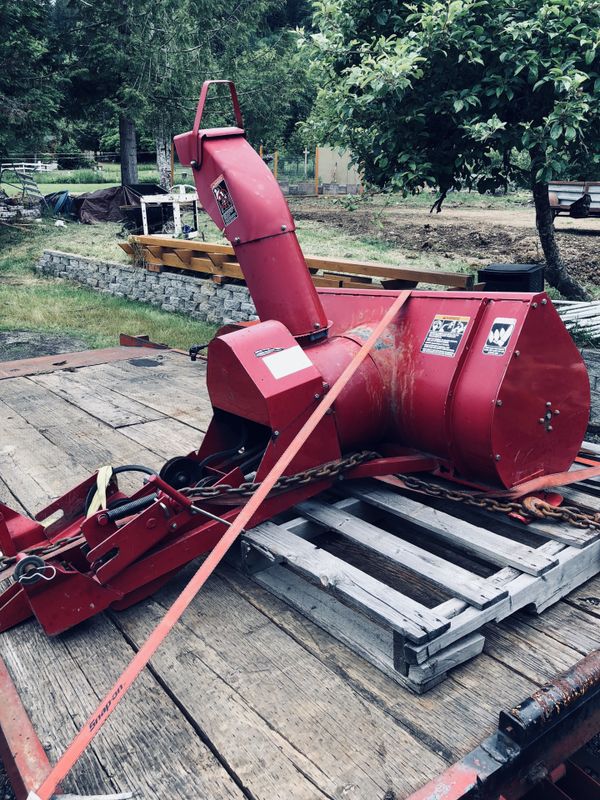 Trade My Toro wheel horse 520xi garden tractor is too big. Comes with