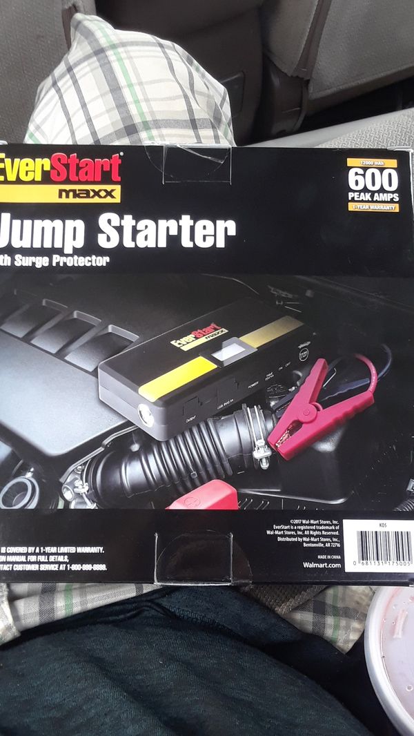 EverStart Maxx Jump Starter with Surge Protector for Sale in Lehigh