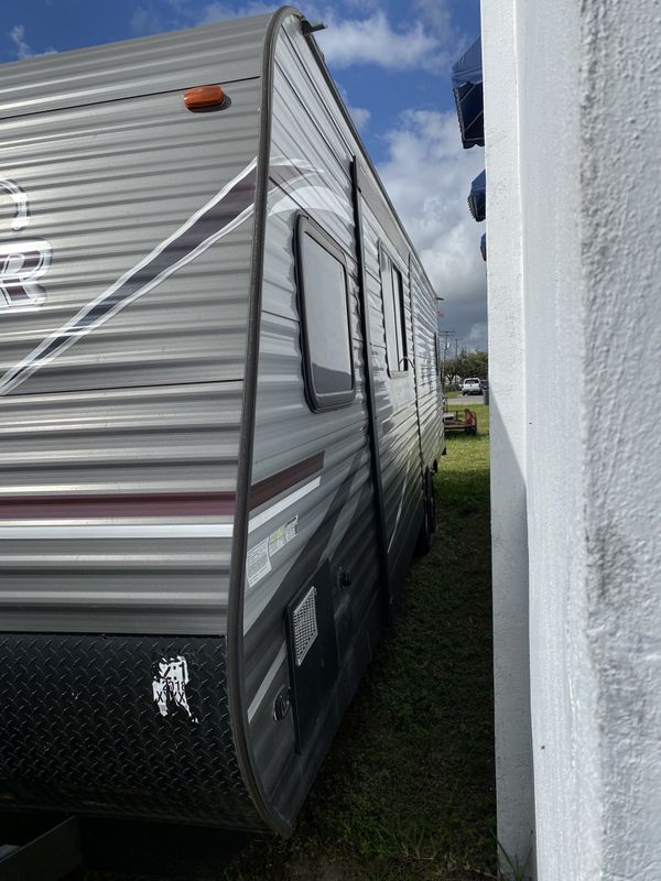 2018 Pioneer 28 foot RV camper travel trailer for Sale in Miami, FL ...