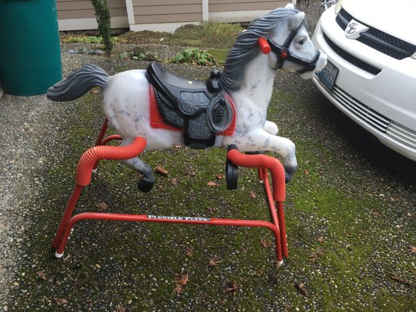 radio flyer bouncing horse