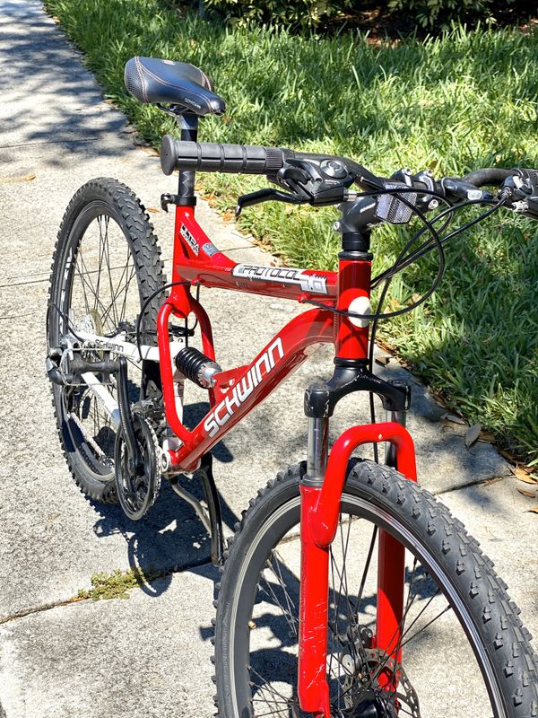 schwinn protocol mountain bike