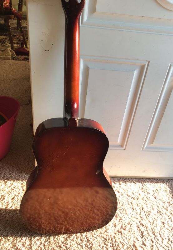 Incredibly beautiful guitar global instrument steel reinforced neck
