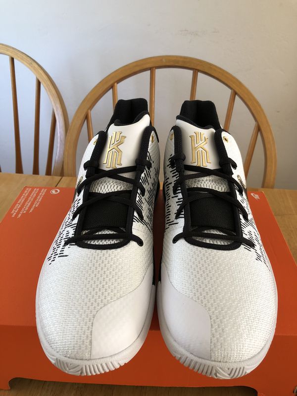 Brand new Nike Kyrie Irving fly trap 2 White gold black basketball shoes men’s 12.5 for Sale in ...