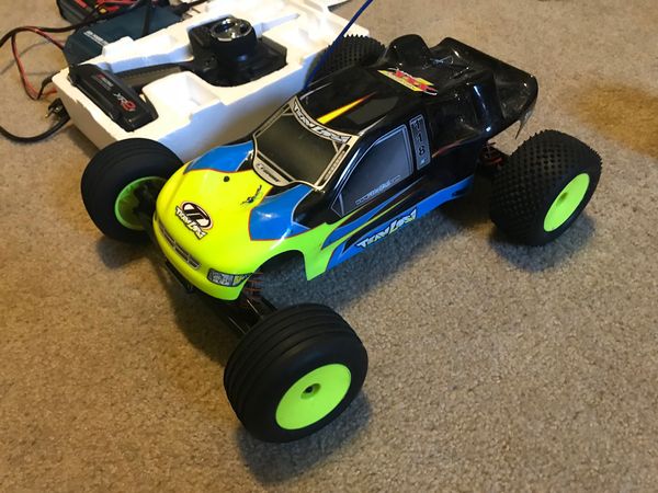 1000 dollar rc car