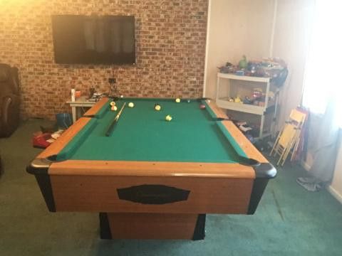 chicagoan pool table