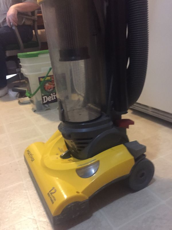 Eureka Maxima 12 AMP Vacuum for Sale in Kernersville, NC - OfferUp