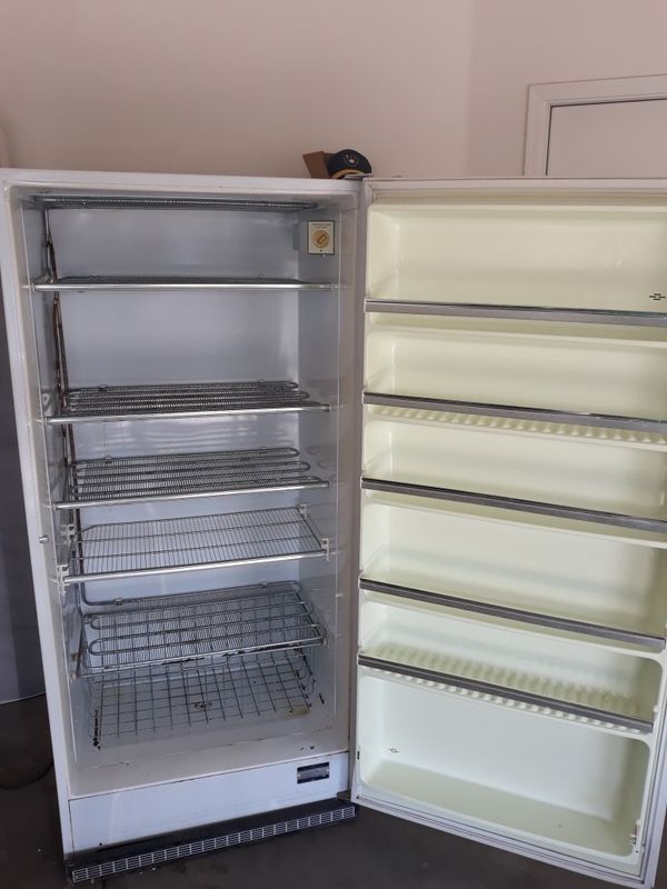 Stand up deep freezer for Sale in Avondale, AZ OfferUp
