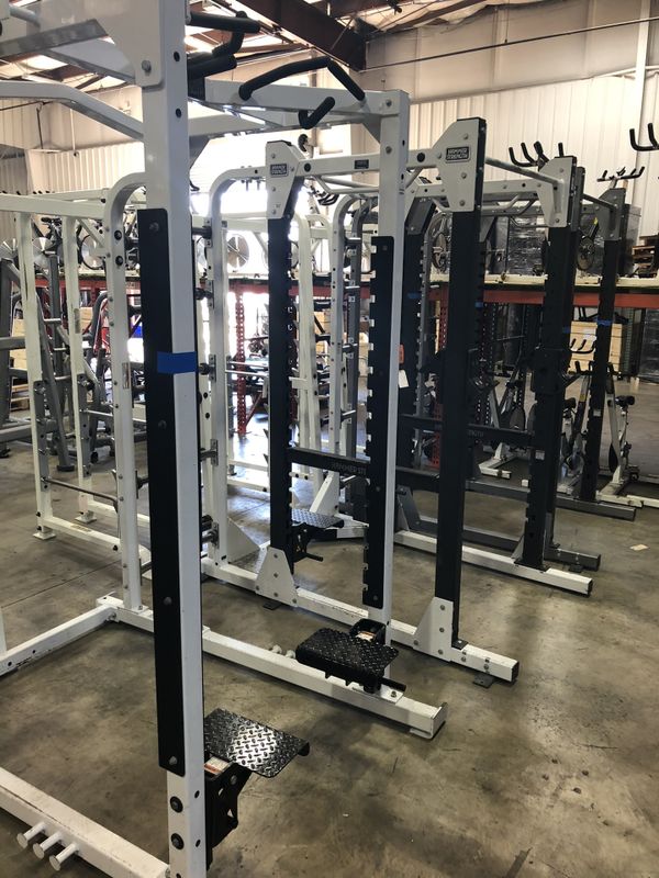Hammer strength squat racks for Sale in Redondo Beach, CA OfferUp